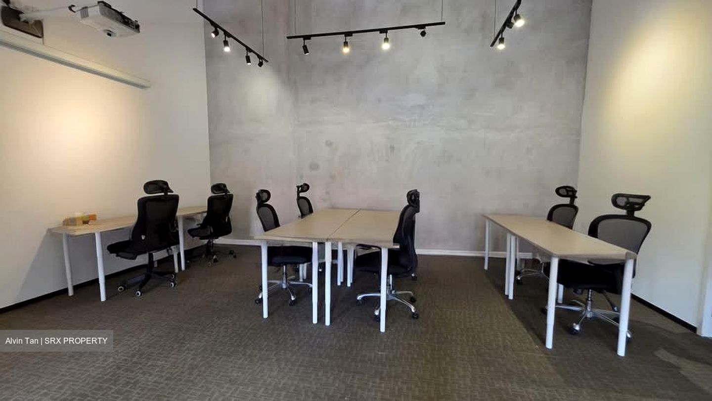 Jalan Besar Plaza (D8), Shop House #599195881